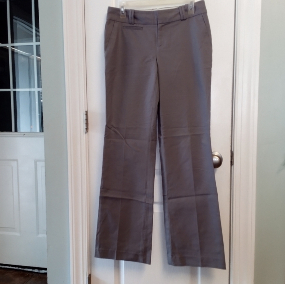 Banana Republic NWOT Women's Classic Light Gray Pants 4R Martin Fit Office